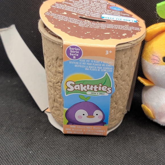 Sakuties OSCAR 4" Mini Collectible Plush Series 2 - Grow A Smile! - Picture 2 of 7